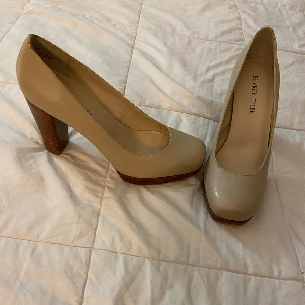 Jeffrey Tyler Closed Toe Heels